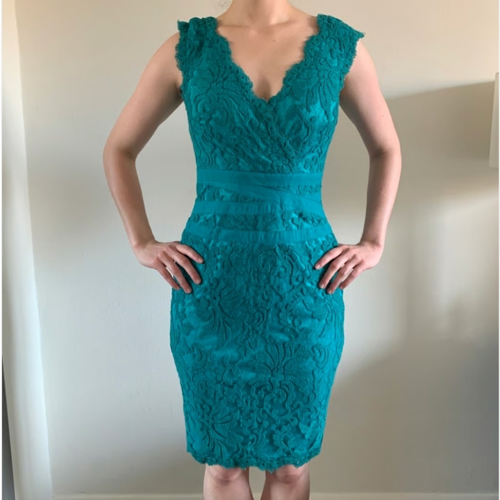 Tadashi Shoji Teal Scalloped V-Neck Lace High-Low Sheath